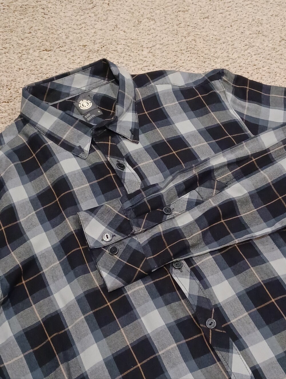 Element blue, grey, and black plaid cotton Button-Down Shirt Size Medium